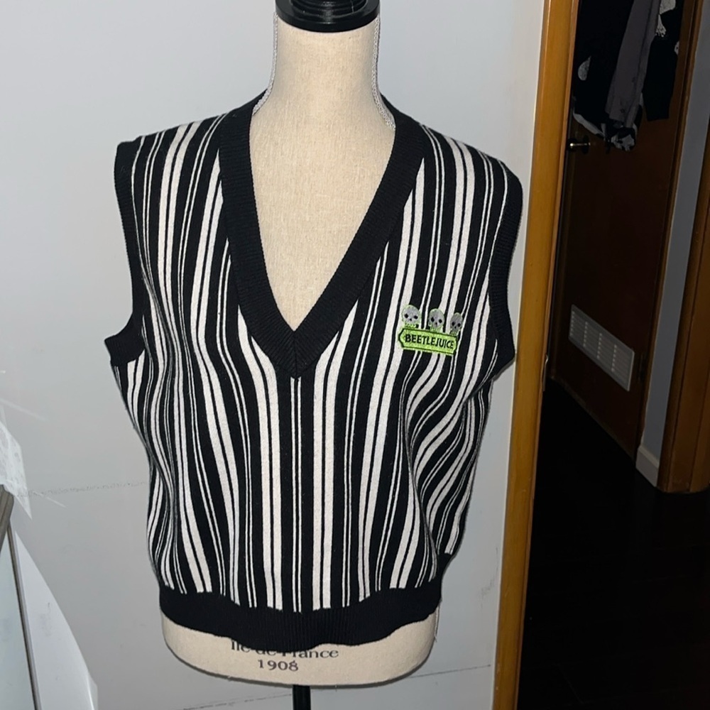 Beetlejuice x Unique Vintage Black & White Stripe Crop Sweater Vest -2X/3X